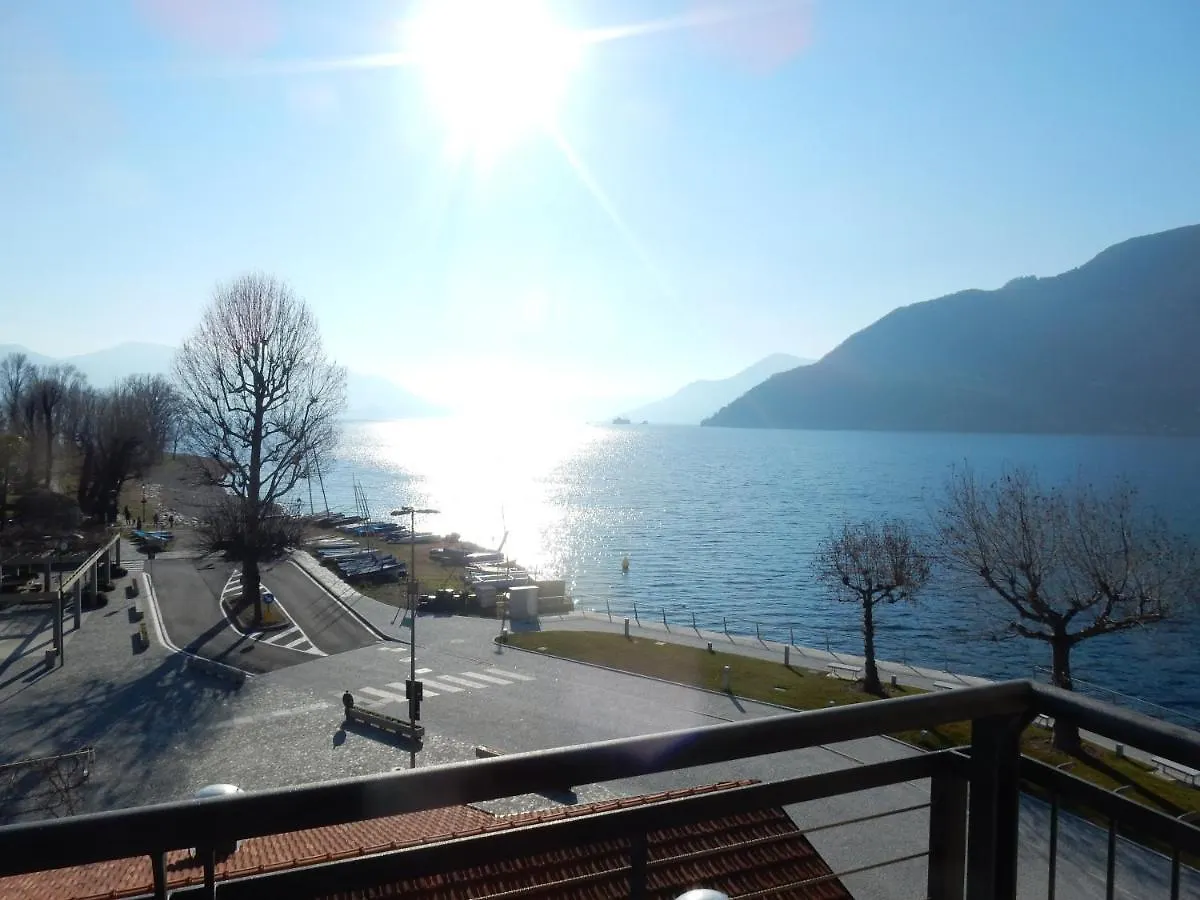 Golfo Gabella Lake Resort Maccagno 2*,  Italia
