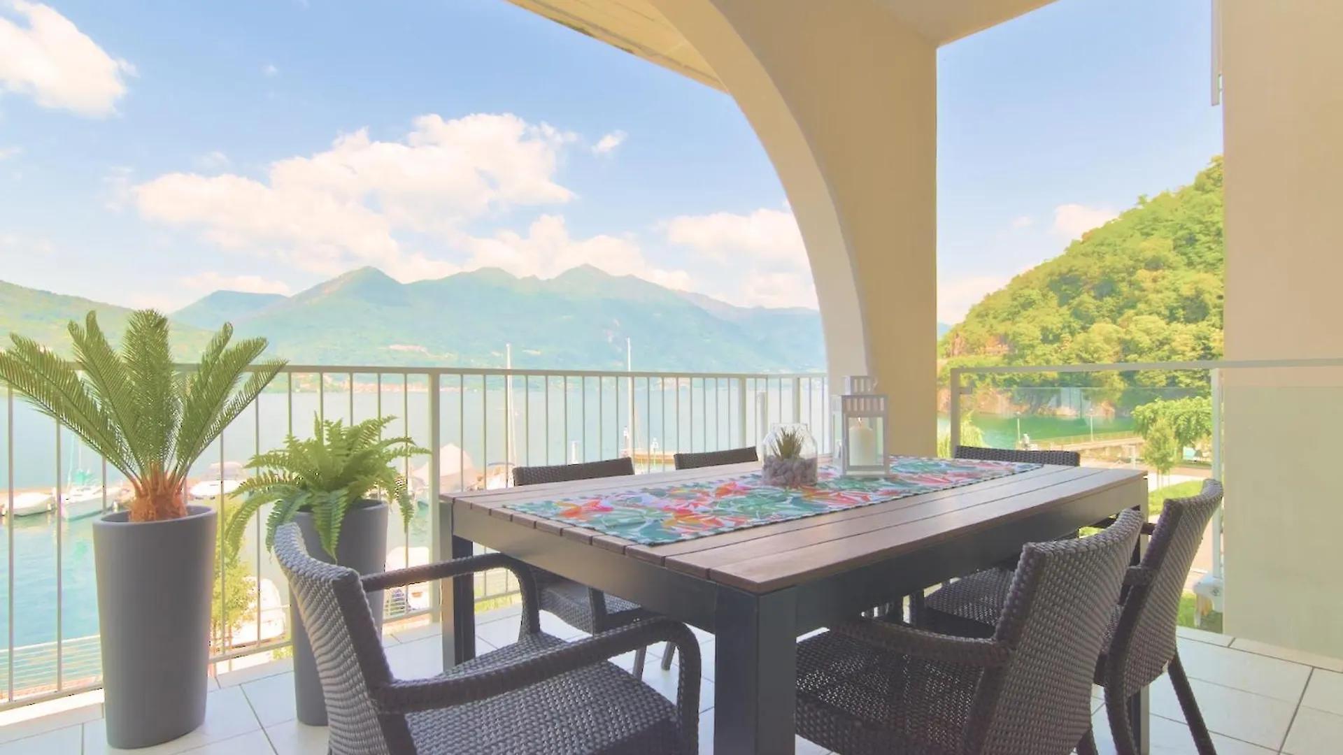 Aparthotel Golfo Gabella Lake Resort Maccagno