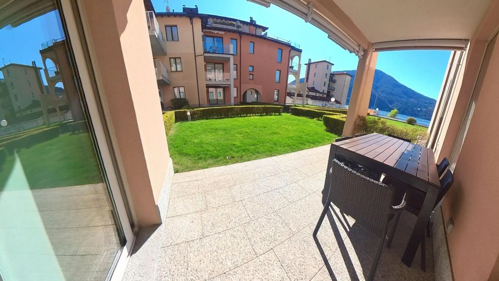 Golfo Gabella Lake Resort Maccagno Italia