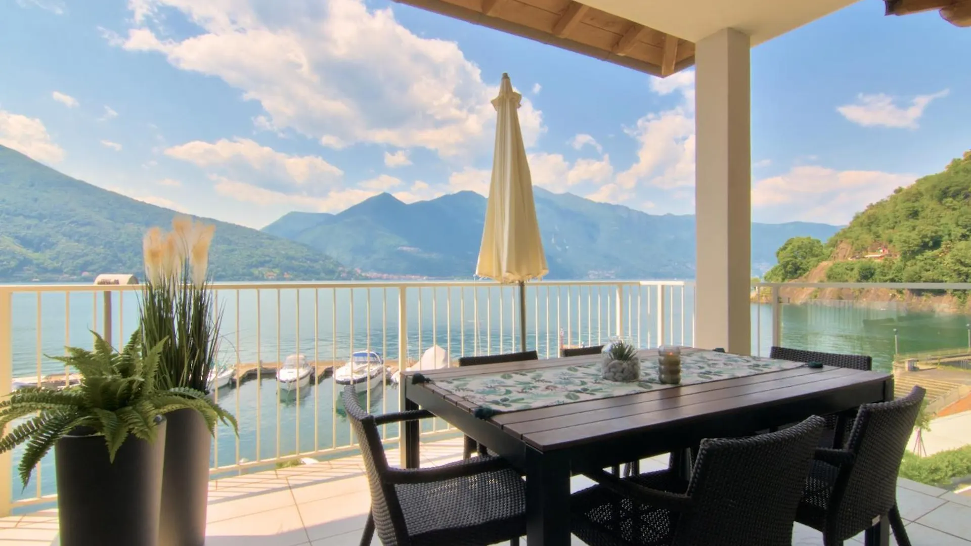 Golfo Gabella Lake Resort Maccagno Aparthotel